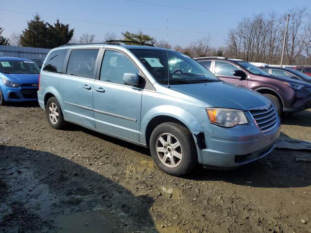 Photo 4 from auction – 2010 CHRYSLER TOWN & COU with VIN 2A4RR8D14AR422840