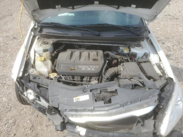 Photo 11 from auction – 2014 CHRYSLER 200 LX with VIN 1C3CCBAB4EN209160