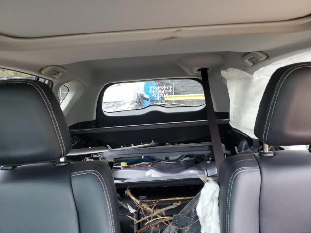 Photo 10 from auction – 2017 TOYOTA RAV4 HV LI with VIN JTMDJREV2HD122533