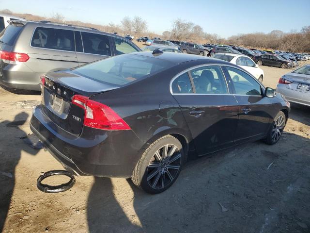 Foto 3 de la subasta – 2016 VOLVO S60 PREMIE con VIN LYV612TK2GB101263
