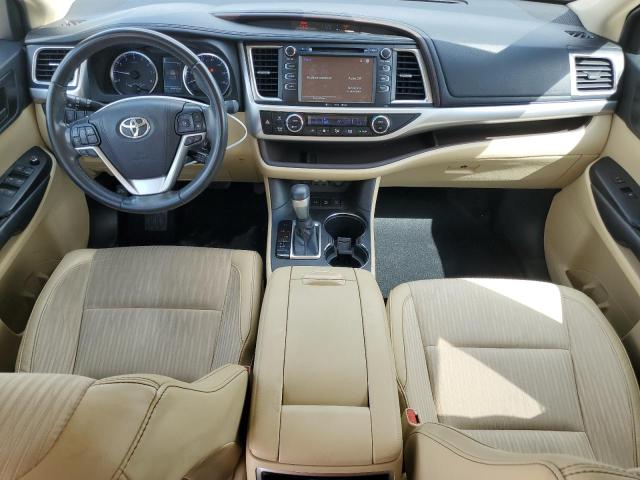 Photo 8 from auction – 2019 TOYOTA HIGHLANDER with VIN 5TDBZRFH0KS947247