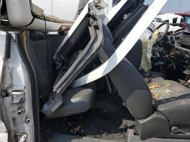Photo 10 from auction – 2004 CHEVROLET SILVERADO with VIN 1GCEC19X44Z303139