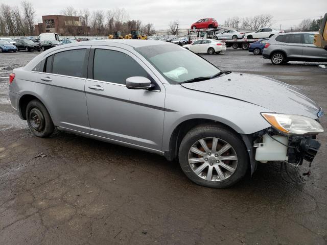 Photo 4 from auction – 2013 CHRYSLER 200 TOURIN with VIN 1C3CCBBB8DN649654