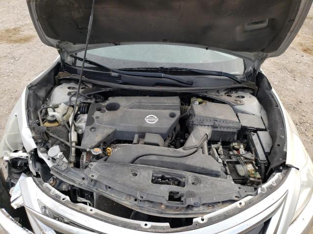 Photo 11 from auction – 2015 NISSAN ALTIMA 2.5 with VIN 1N4AL3AP3FC242044