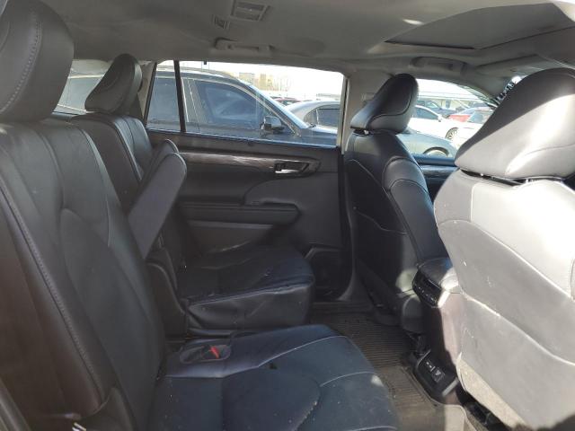 Photo 11 from auction – 2022 TOYOTA HIGHLANDER with VIN 5TDXBRCH4NS545217