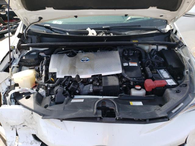 Photo 11 from auction – 2016 TOYOTA PRIUS with VIN JTDKARFU4G3005540