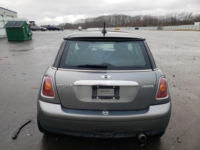 Photo 6 from auction – 2010 MINI COOPER with VIN WMWMF3C52ATZ65030