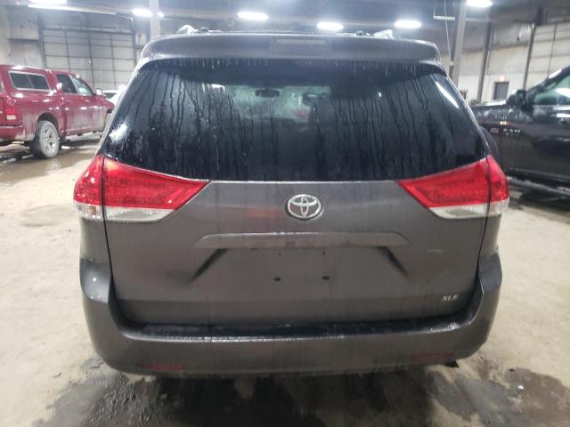 Photo 6 from auction – 2013 TOYOTA SIENNA XLE with VIN 5TDYK3DC9DS299235