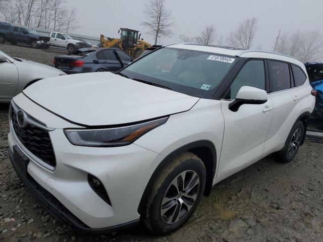 TOYOTA HIGHLANDER 2021 with VIN 5TDGZRBH1MS113180 - Photo from auction