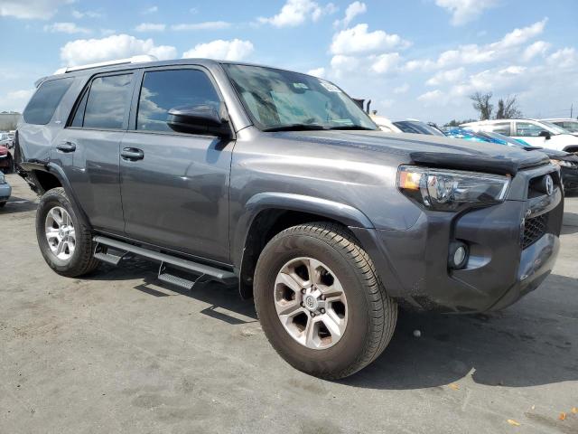 Photo 4 from auction – 2018 TOYOTA 4RUNNER SR with VIN JTEZU5JR7J5168868