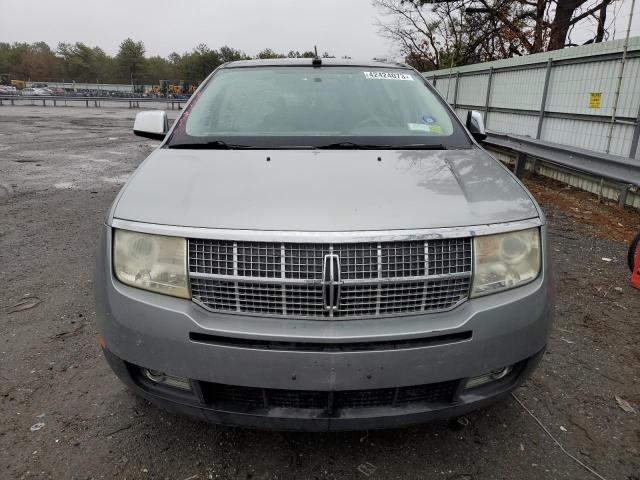 Photo 5 from auction – 2007 LINCOLN MKX with VIN 2LMDU88C77BJ26996