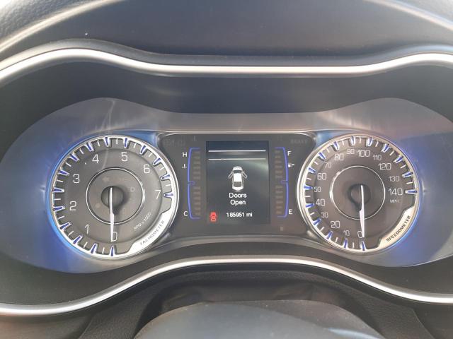 Photo 9 from auction – 2015 CHRYSLER 200 LIMITE with VIN 1C3CCCAB8FN655271