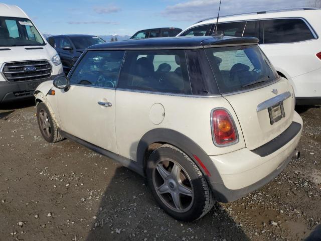 Photo 2 from auction – 2007 MINI COOPER with VIN WMWMF33567TT54572