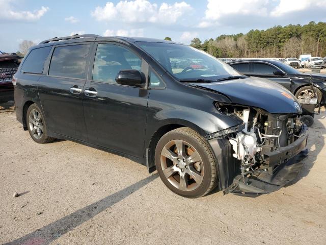 Photo 4 from auction – 2016 TOYOTA SIENNA SE with VIN 5TDXK3DC5GS720710