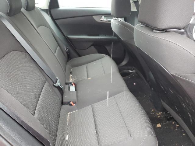 Photo 10 from auction – 2019 KIA FORTE FE with VIN 3KPF24AD8KE107658