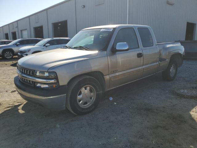 CHEVROLET SILVERADO 2002 with VIN 2GCEC19TX21250689 - Photo from auction