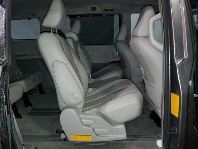 Photo 11 from auction – 2014 TOYOTA SIENNA XLE with VIN 5TDYK3DC7ES465589