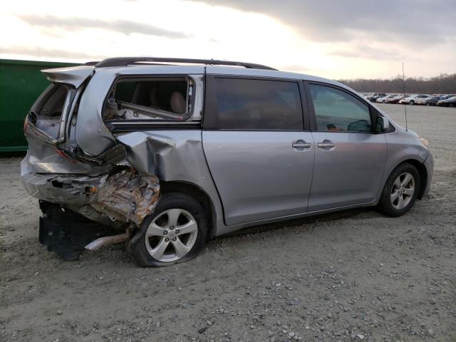 Photo 3 from auction – 2011 TOYOTA SIENNA LE with VIN 5TDKK3DCXBS047352