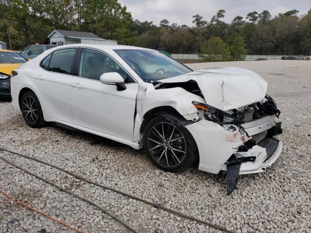 Photo 4 from auction – 2022 TOYOTA CAMRY SE with VIN 4T1G11AK2NU658917
