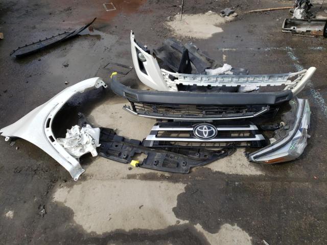 Photo 13 from auction – 2017 TOYOTA HIGHLANDER with VIN 5TDKZRFH8HS517782