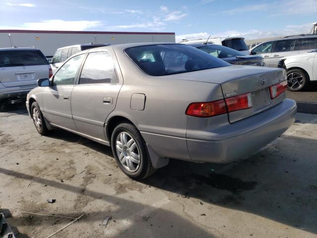 Photo 2 from auction – 2000 TOYOTA CAMRY LE with VIN JT2BG28K5Y0426647