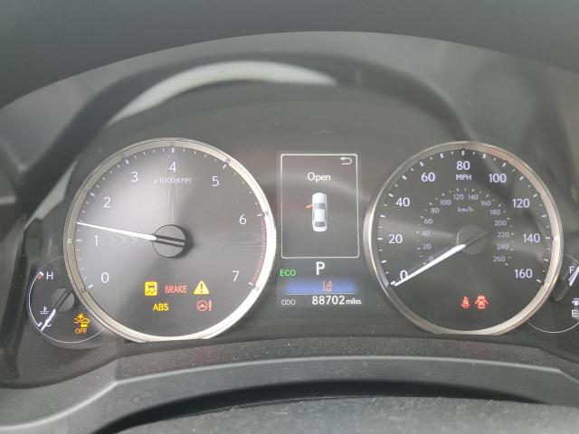 Photo 9 from auction – 2018 LEXUS IS 300 with VIN JTHBA1D24J5069090