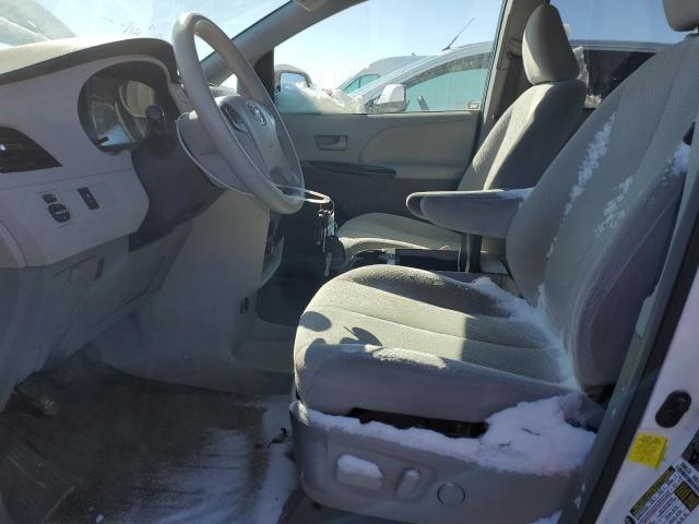 Photo 7 from auction – 2012 TOYOTA SIENNA LE with VIN 5TDKK3DC4CS276126