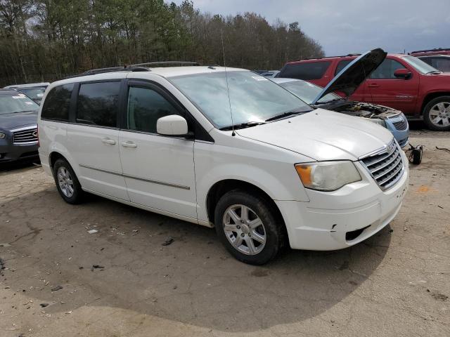 Photo 4 from auction – 2010 CHRYSLER TOWN & COU with VIN 2A4RR5D19AR170047
