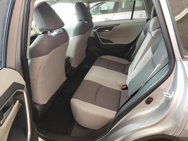 Photo 11 from auction – 2020 TOYOTA RAV4 XLE with VIN JTMP1RFV8LD048409
