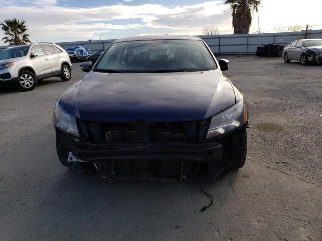 Photo 5 from auction – 2013 VOLKSWAGEN PASSAT S with VIN 1VWAP7A33DC068389