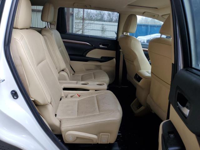 Photo 11 from auction – 2018 TOYOTA HIGHLANDER with VIN 5TDYZRFH4JS260362