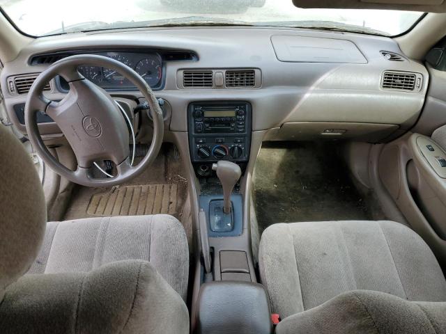 Photo 8 from auction – 2000 TOYOTA CAMRY LE with VIN 4T1BF22K4YU947687