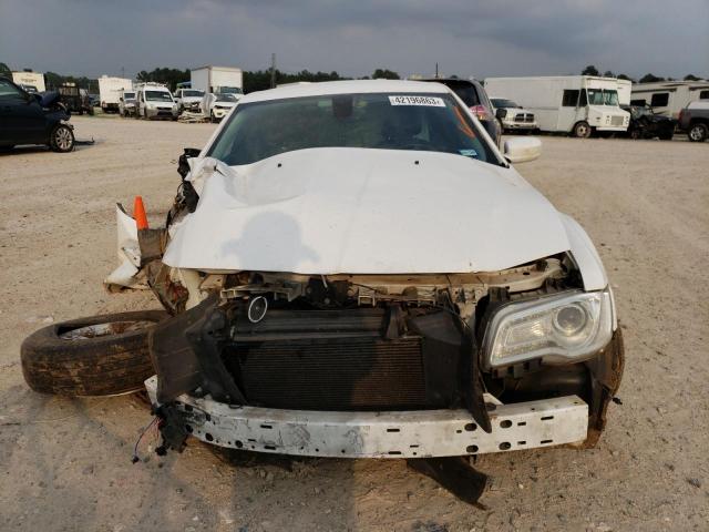 Photo 5 from auction – 2015 CHRYSLER 300 LIMITE with VIN 2C3CCAAG0FH772903