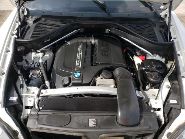 Photo 11 from auction – 2013 BMW X5 XDRIVE3 with VIN 5UXZV4C53D0E14498