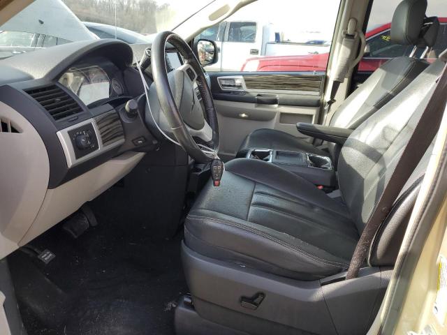 Photo 7 from auction – 2010 CHRYSLER TOWN & COU with VIN 2A4RR5D16AR286306
