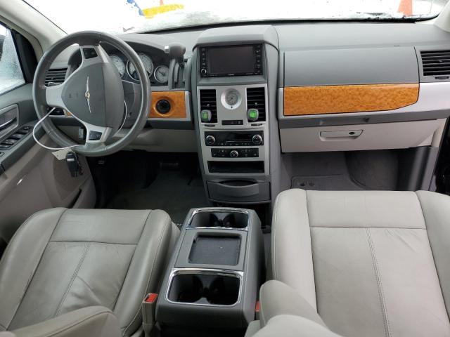 Photo 8 from auction – 2010 CHRYSLER TOWN & COU with VIN 2A4RR7DX4AR322350