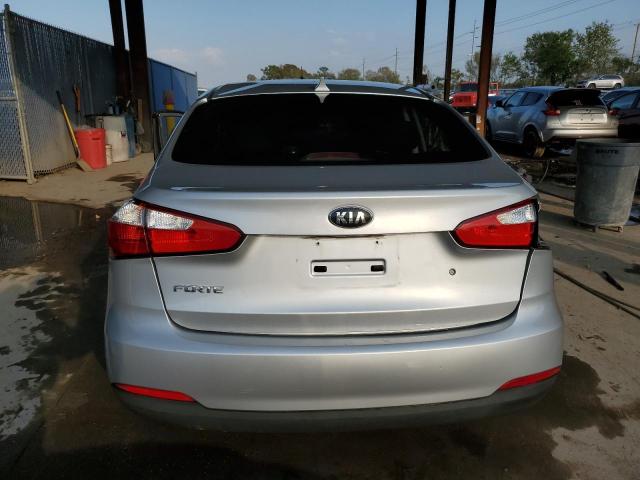 Photo 6 from auction – 2015 KIA FORTE LX with VIN KNAFK4A69F5330646