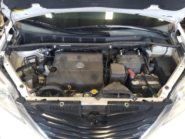 Photo 11 from auction – 2013 TOYOTA SIENNA LE with VIN 5TDKK3DC2DS285408