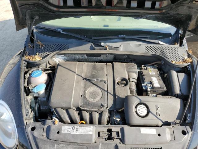 Photo 11 from auction – 2013 VOLKSWAGEN BEETLE with VIN 3VWJX7AT2DM646559