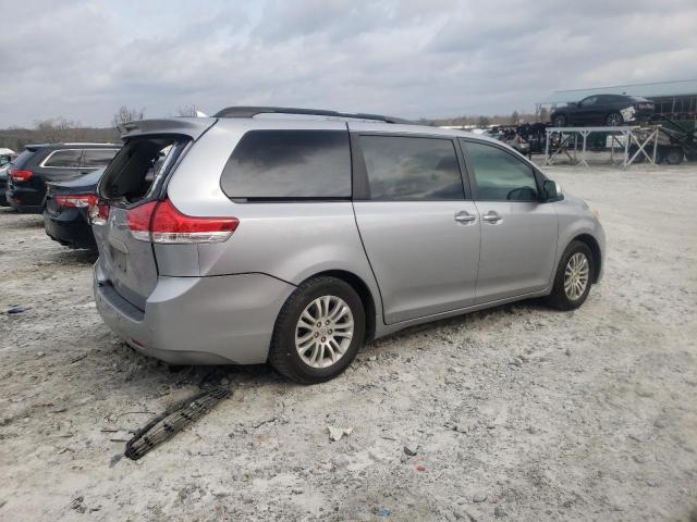 Photo 3 from auction – 2011 TOYOTA SIENNA XLE with VIN 5TDYK3DCXBS021845