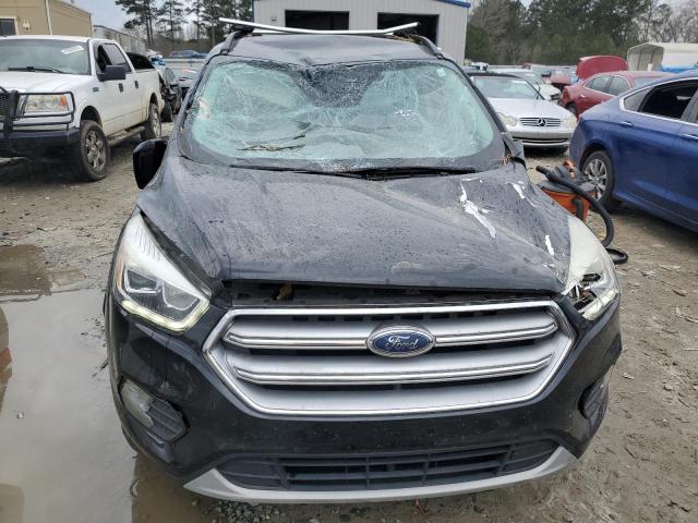 Photo 5 from auction – 2017 FORD ESCAPE SE with VIN 1FMCU0GD2HUB23857