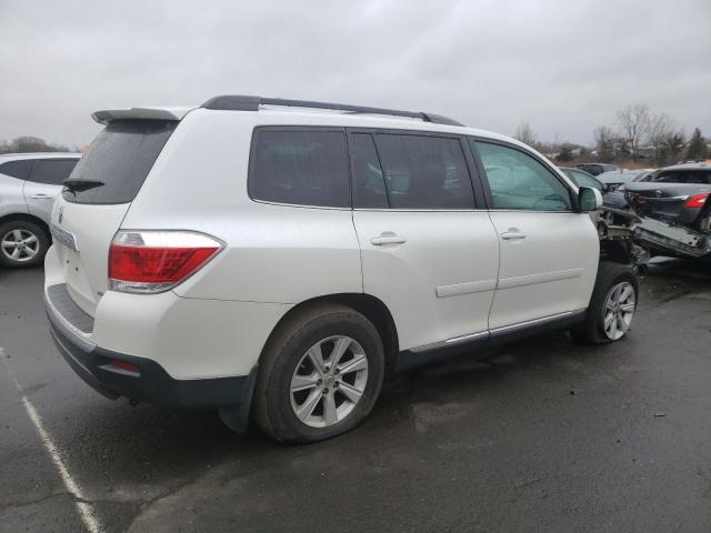 Photo 3 from auction – 2013 TOYOTA HIGHLANDER with VIN 5TDBK3EH8DS230004