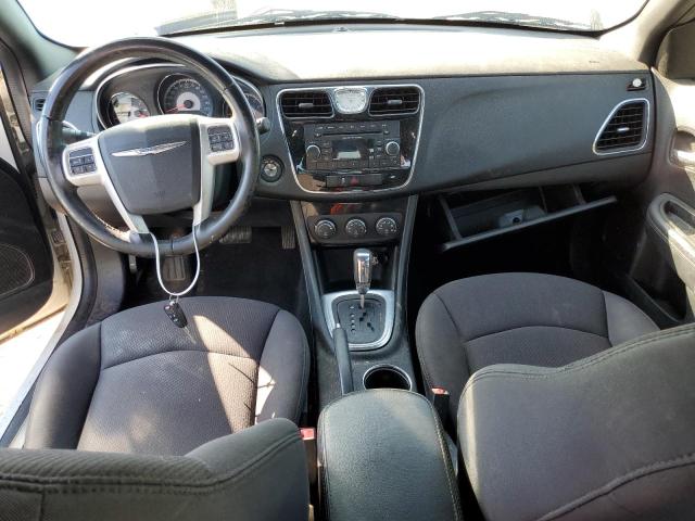 Photo 8 from auction – 2014 CHRYSLER 200 TOURIN with VIN 1C3CCBBGXEN105590