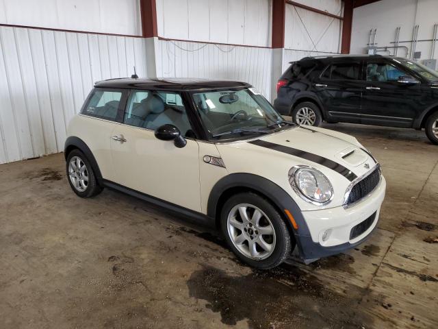 Photo 4 from auction – 2010 MINI COOPER S with VIN WMWMF7C58ATX43728