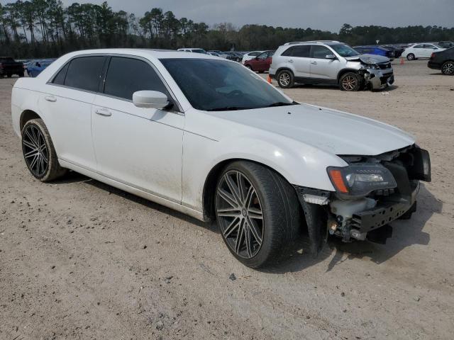 Photo 4 from auction – 2013 CHRYSLER 300 S with VIN 2C3CCABT2DH585493