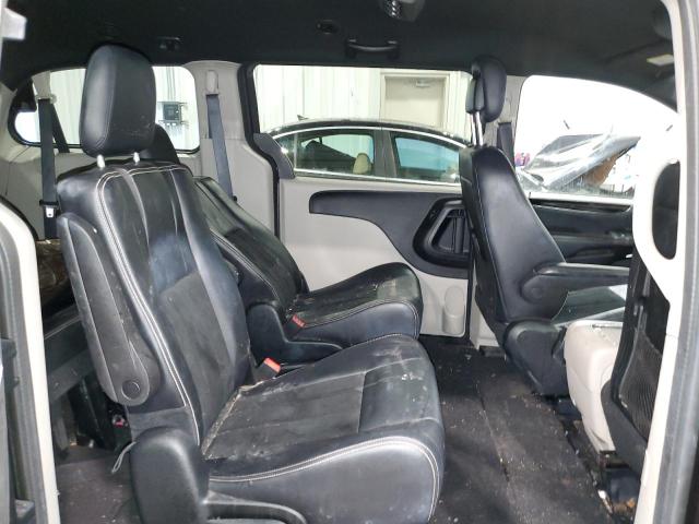 Photo 11 from auction – 2017 DODGE GRAND CARA with VIN 2C4RDGCG0HR814390