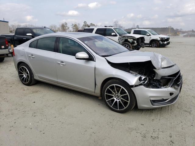 Photo 4 from auction – 2018 VOLVO S60 PREMIE with VIN LYV402HK8JB172137