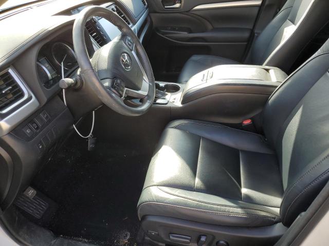 Photo 7 from auction – 2018 TOYOTA HIGHLANDER with VIN 5TDJZRFH3JS884087