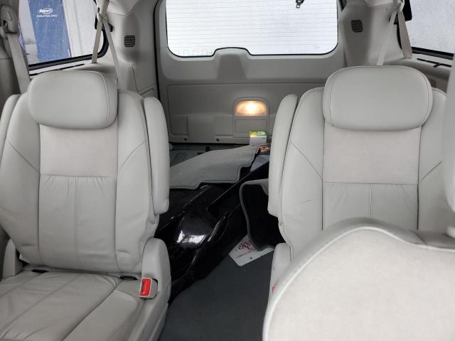 Photo 10 from auction – 2010 CHRYSLER TOWN & COU with VIN 2A4RR7DX4AR322350