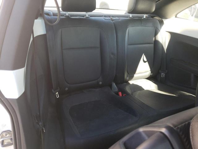 Photo 10 from auction – 2012 VOLKSWAGEN BEETLE with VIN 3VWJX7AT4CM634475